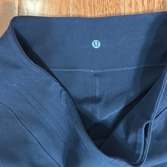 LULULEMON WOMEN WIDE LEGS YOGA-PANTS BLACK LEGGING IN SIZE 12 - Picture 5 of 10